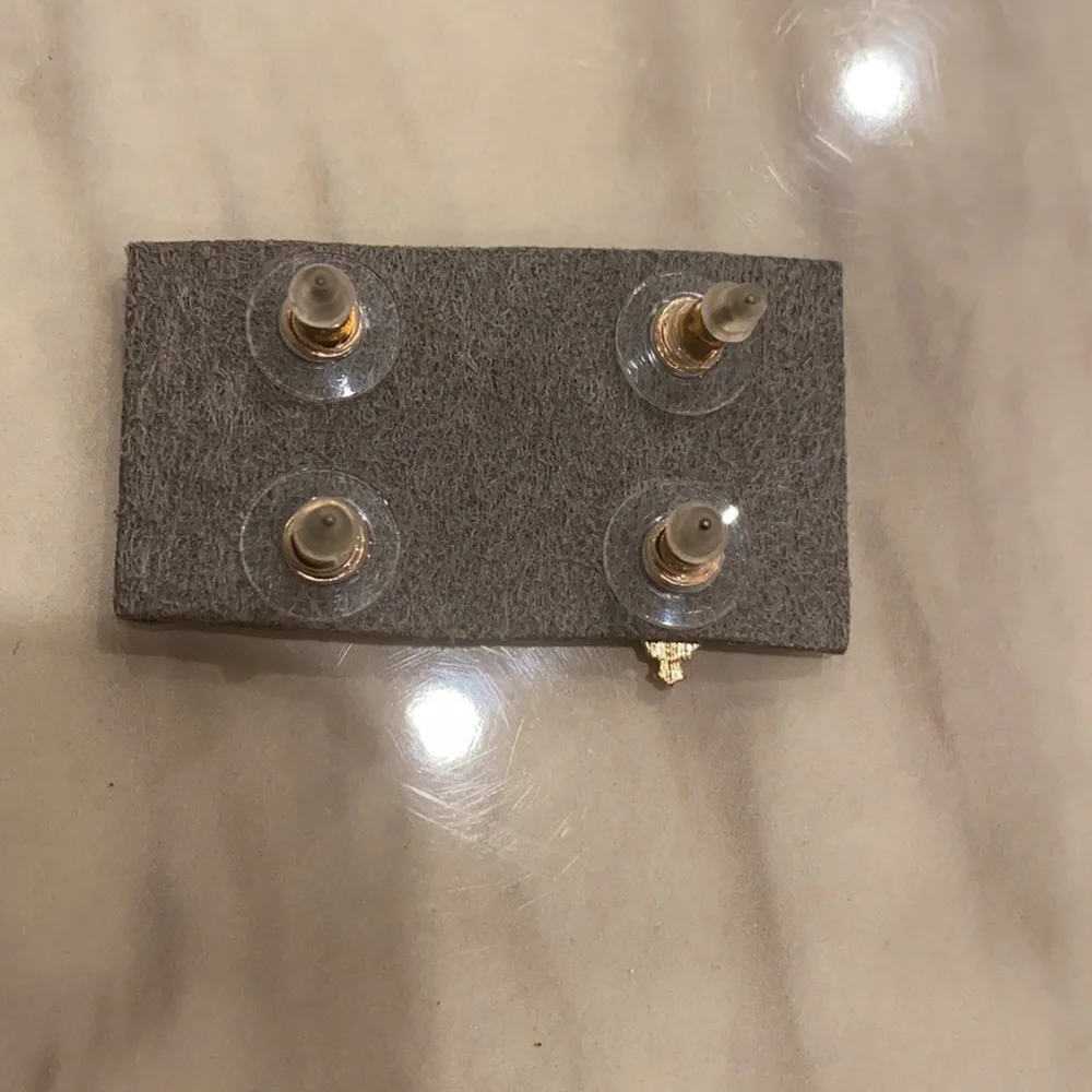 Rhinestone costume Earrings set of twins pair - Picture 3 of 6